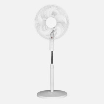 Ventilador De Pie Liberty Blanc 3vel 45w 5asp  Fijo Y Rotatorio C/remoto Y Temporizador Regx43x43cm